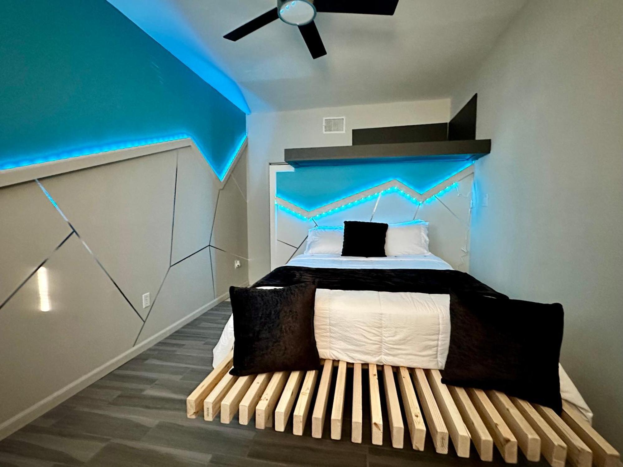 Eagle Stay Dainty Studio Eagle Pass Buitenkant foto