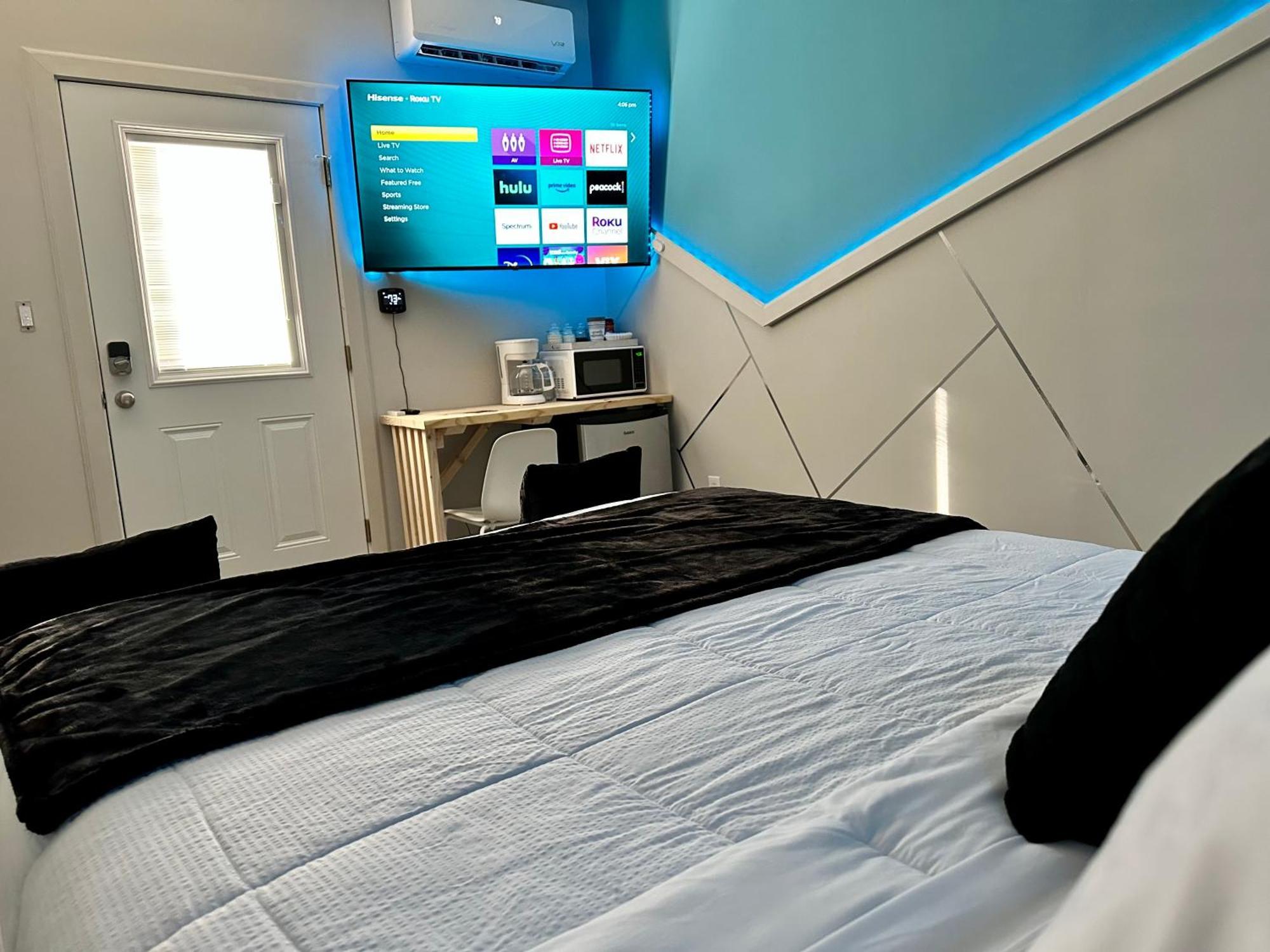 Eagle Stay Dainty Studio Eagle Pass Buitenkant foto